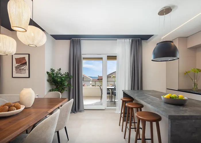 Bianca Vila Brodarica (Sibenik-Knin)